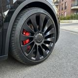 Tesla Model Y Performance | 20.000 km | Top-Zustand - Tesla Model Y in Köln