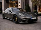 Porsche Panamera Diesel - - Porsche: Beige