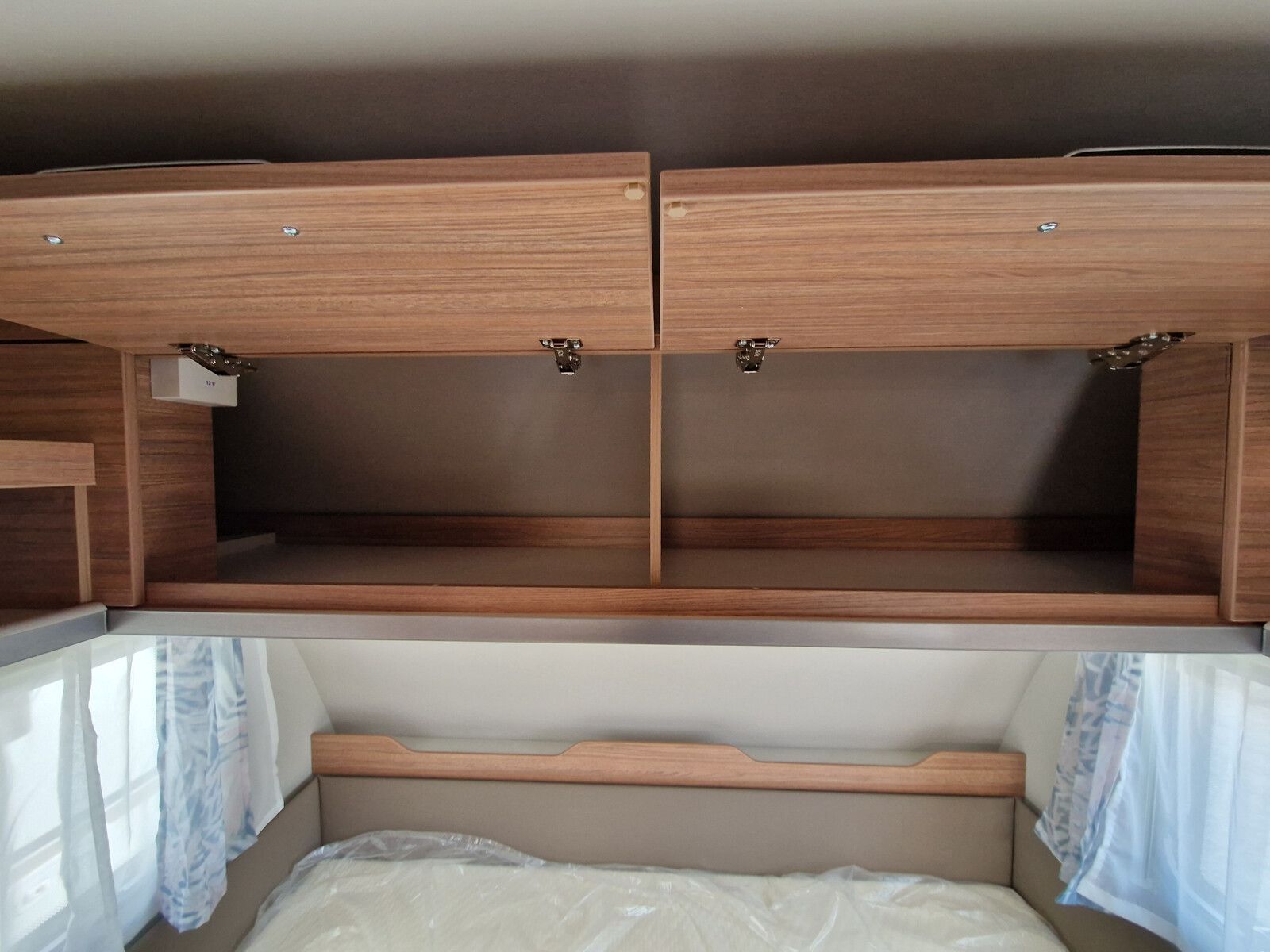 Fahrzeugabbildung Weinsberg CaraOne 420 QD