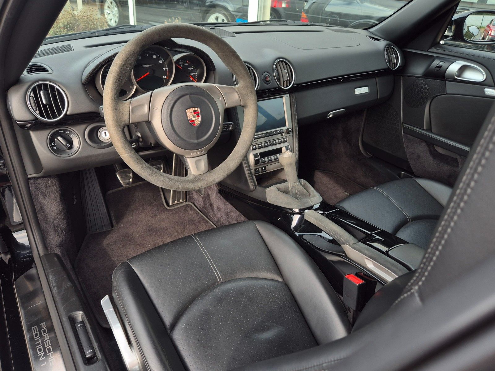 Fahrzeugabbildung Porsche Cayman Porsche Design Edition 1/One of 777