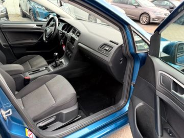 Volkswagen Golf - 12