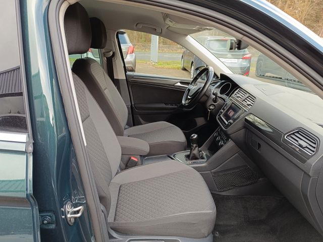 Tiguan 2.0 TDI Comfortline *AHK*LED*SH*3-Zonen*