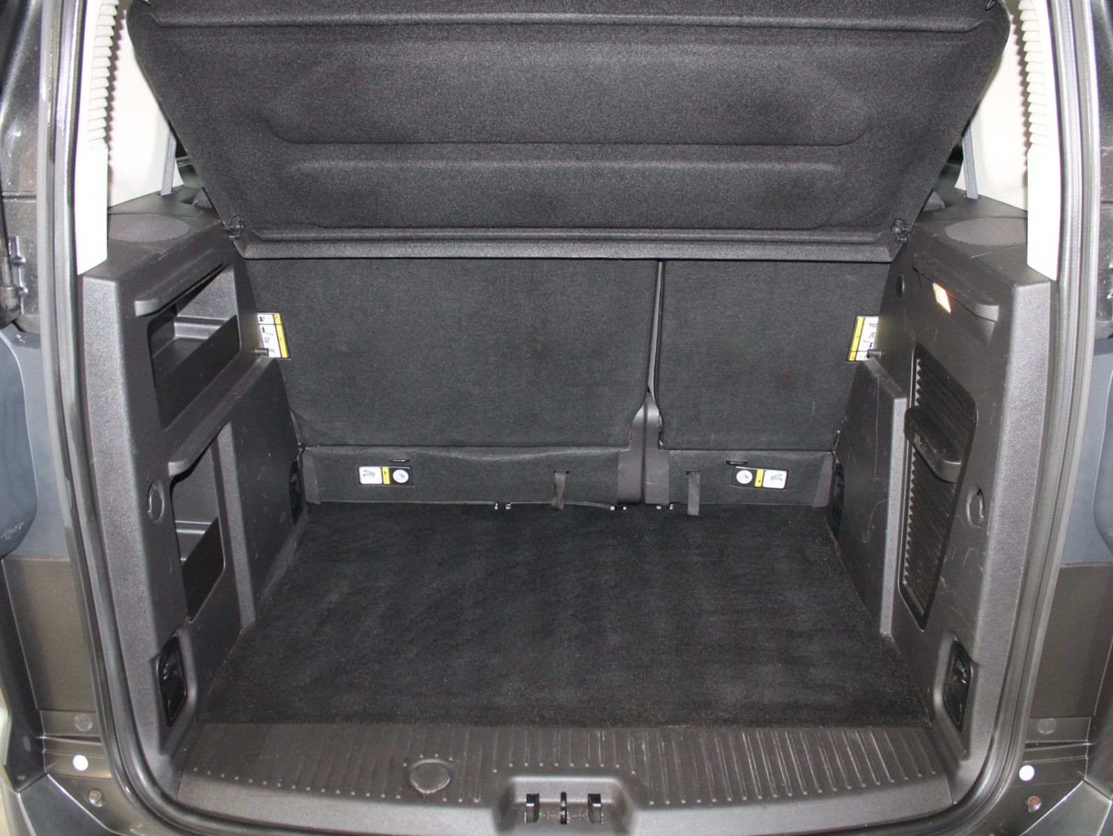 Fahrzeugabbildung Ford Tourneo Courier Trend KLIMA WinterPaket AHK PDC