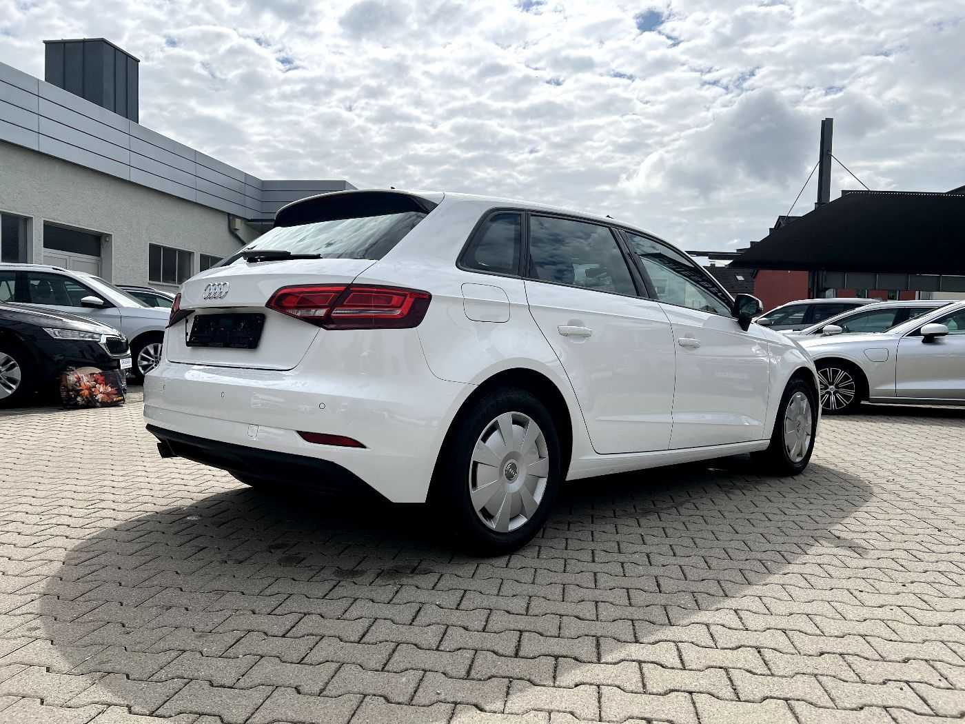 Audi A3 Sportback 30 TDI *Bi-Xenon Navi Sitzh. PDC* foto 4