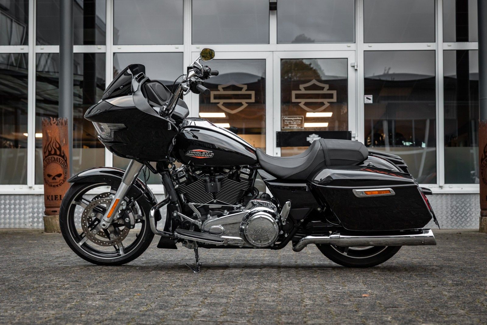 Fahrzeugabbildung Harley-Davidson ROAD GLIDE FLTRX 117cui - Kesstech -