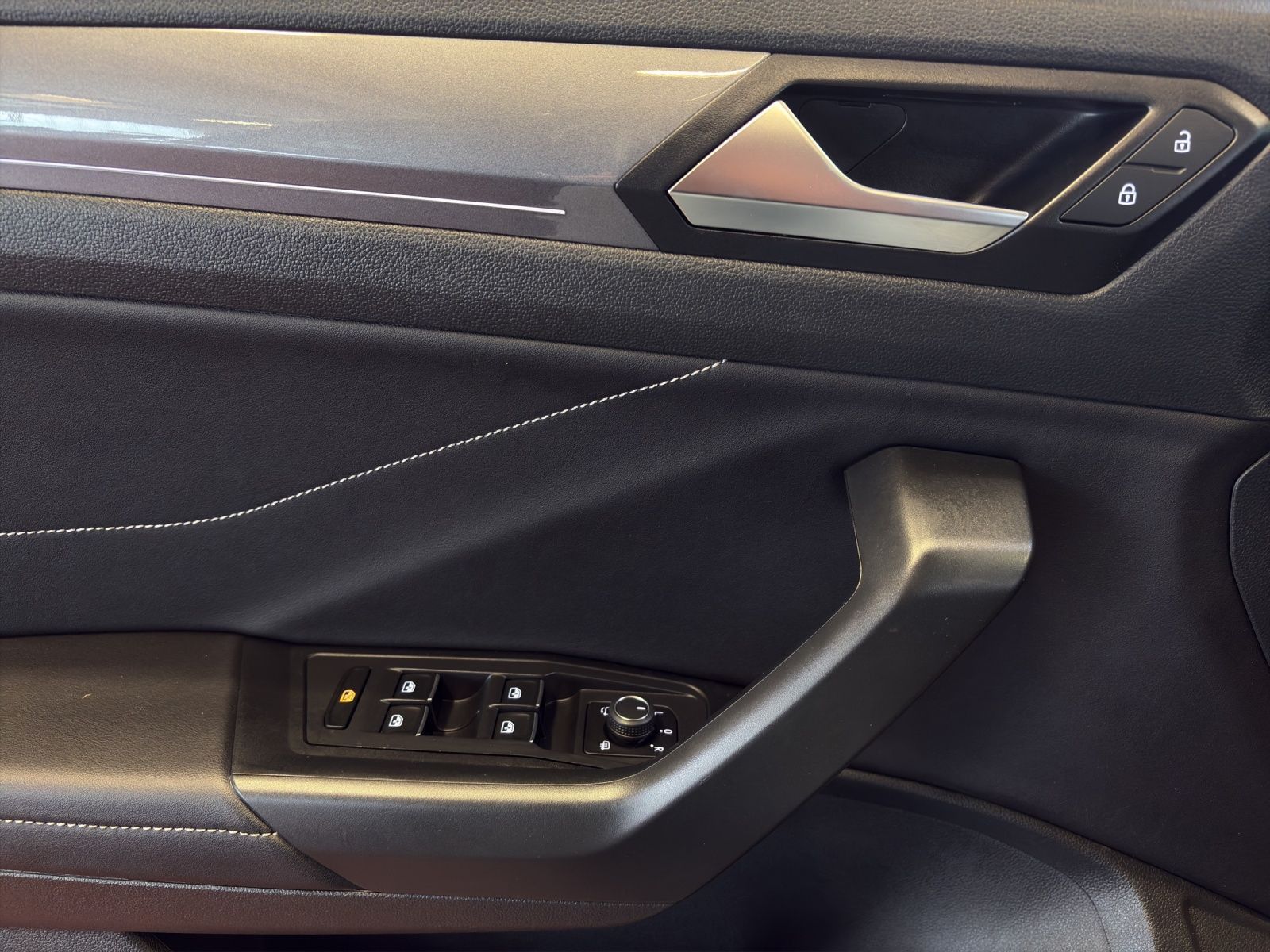 Volkswagen T-Roc - Bild 14