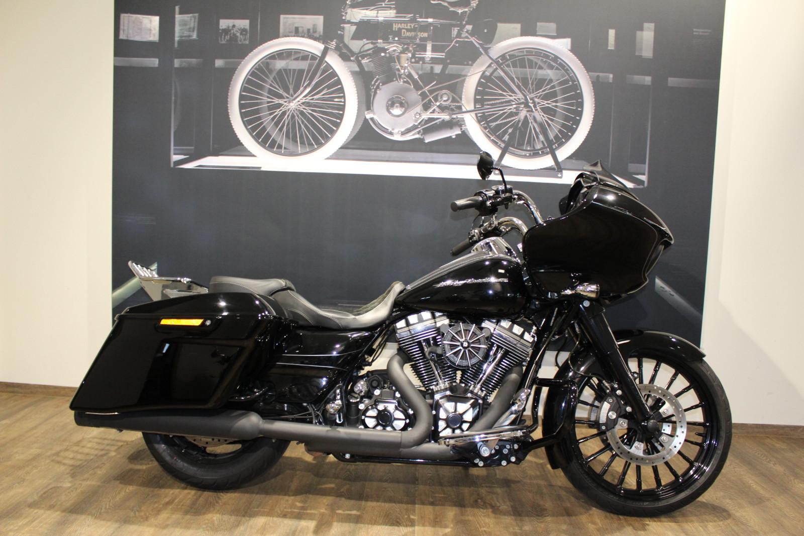 Harley-Davidson Road Glide FLTRXS J&H,Big Spoke,Lufi viel Zub.