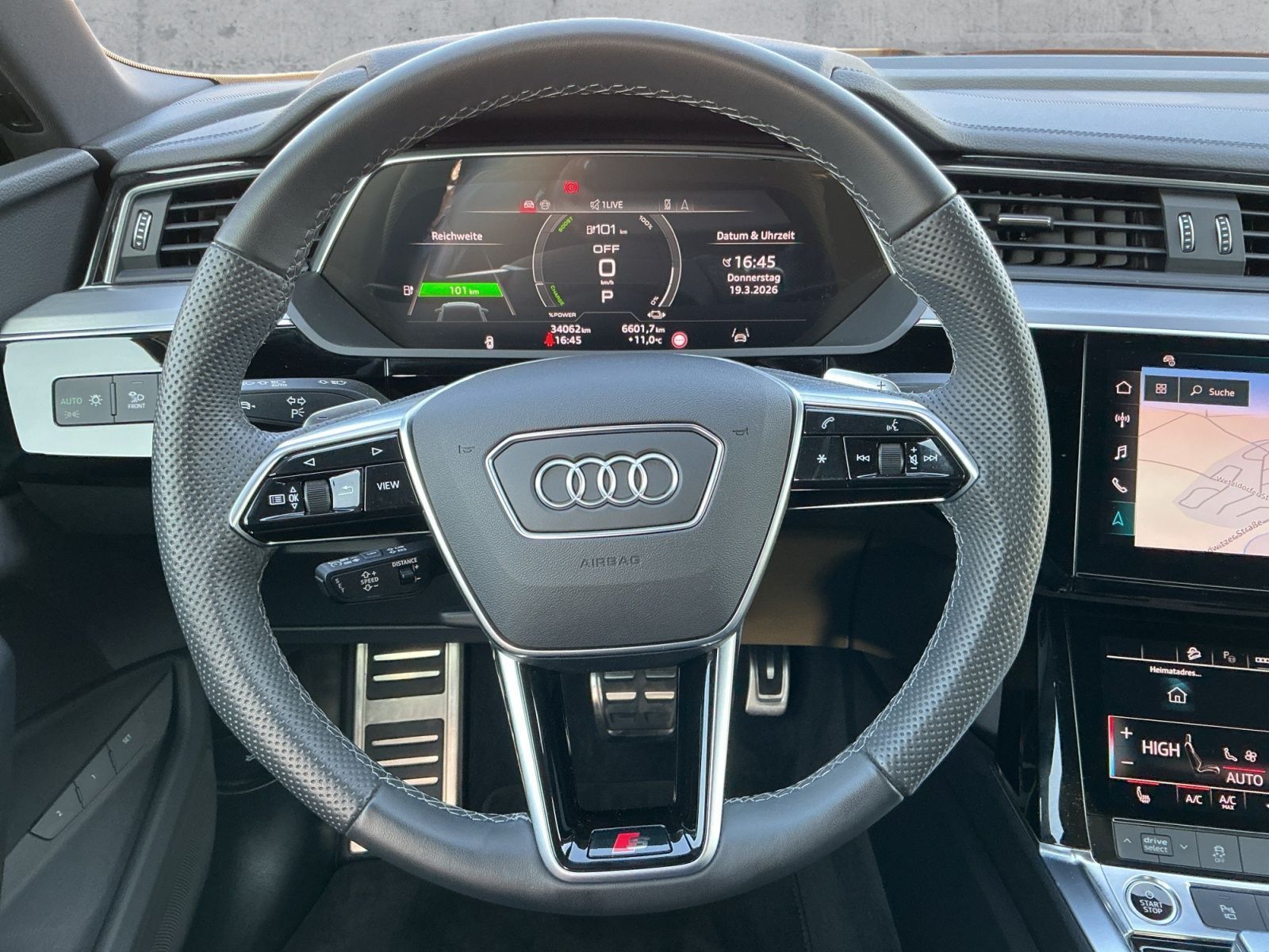Audi Q8 e-tron - Bild 10