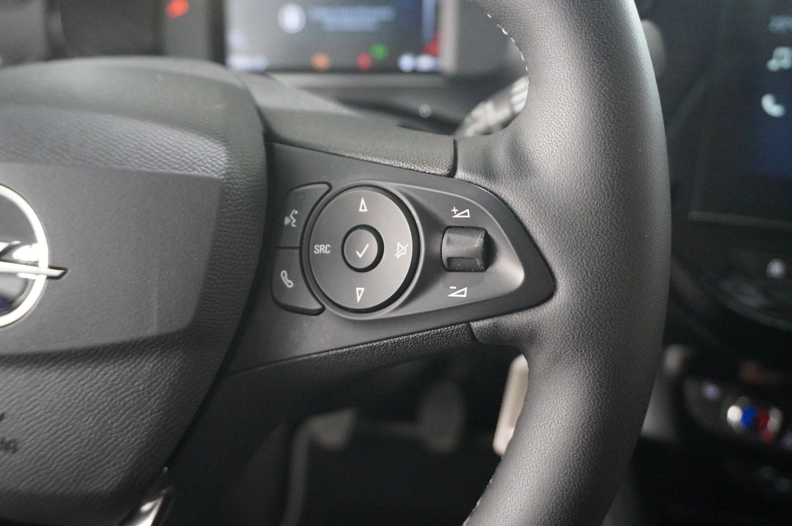 Fahrzeugabbildung Opel Corsa F 1.2 FACELIFT NAVI/LED/KAMERA/VIRTU./SHZ