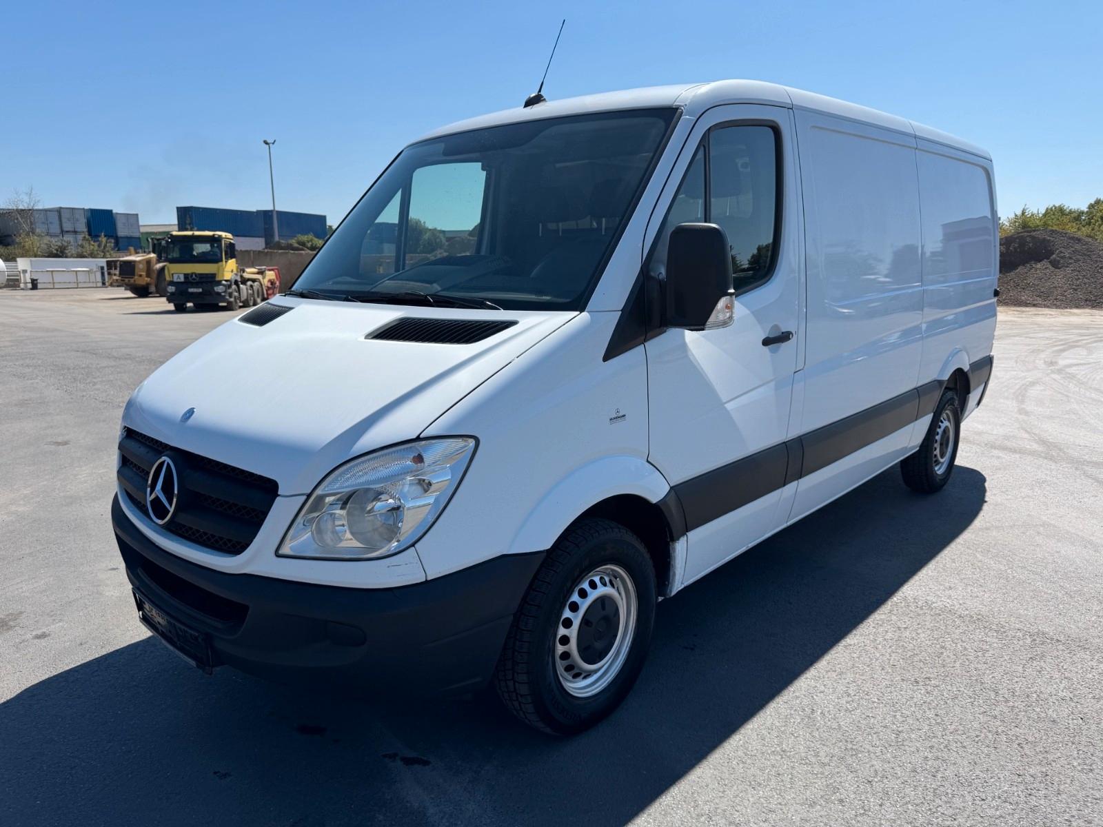 Mercedes-Benz Sprinter 219 CDI H2/L2 Klima 1-Hand Automatik
