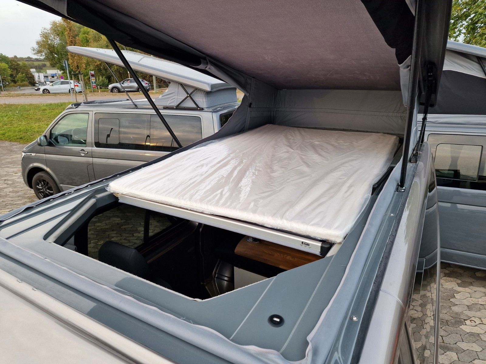 Volkswagen T6.1 wie California AUFSTELLDACH KÜCHE ALLTAG foto 22
