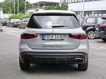 Mercedes GLB 180 - 4