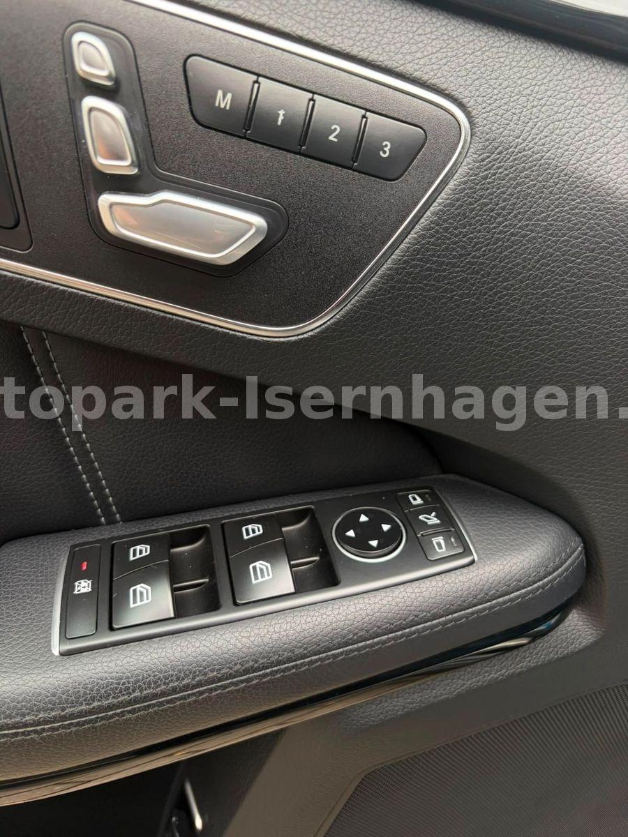 Mercedes-Benz E 300 Avantgarde*FL*Pano*Leder*4xSZH*Keyless*Xen