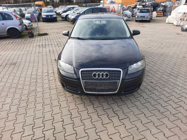 Audi A3 1.6 Ambiente/Tüv 2-2026