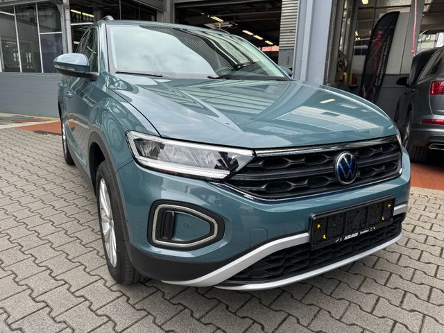 Volkswagen T-Roc 1.5 TSI DSG Life -LED-AppConnect