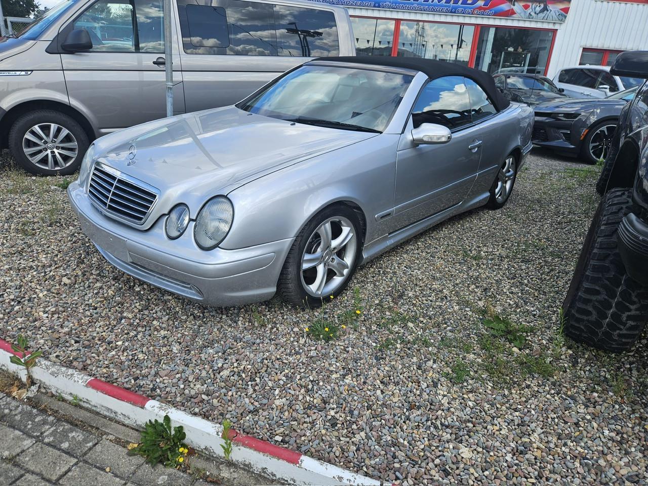 Mercedes-Benz CLK 230 KOMPRESSOR AVANTGARDE AMG unfallfrei Cab