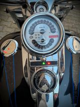 Harley-Davidson CVO Road King 1800 cc - 2007 R1