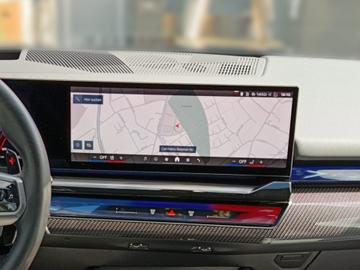 2025 BMW M5 — миниатюра 22