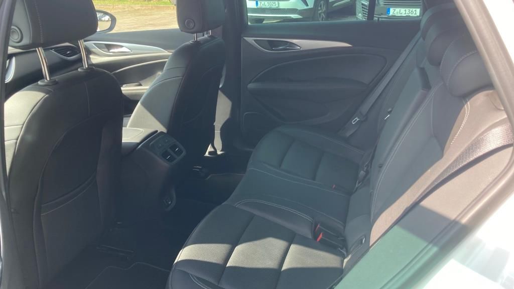 Erstes Annaberger Autohaus - Opel Insignia Sports Tourer Ultimate 2.0 D 128 kW 174 - Bild 7 Erstes Annaberger Autohaus - Opel Insignia Sports Tourer Ultimate 2.0 D 128 kW 174 - Bild 7