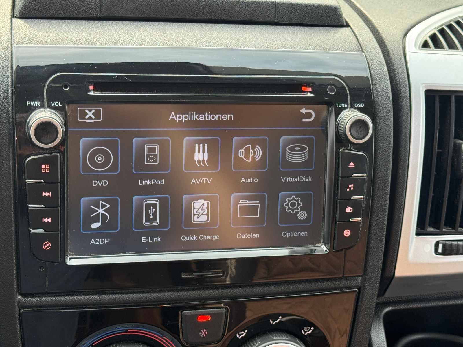 Fahrzeugabbildung Knaus SUN TI 700 MEG PLATINUM SELECTION FIAT 1.HAND