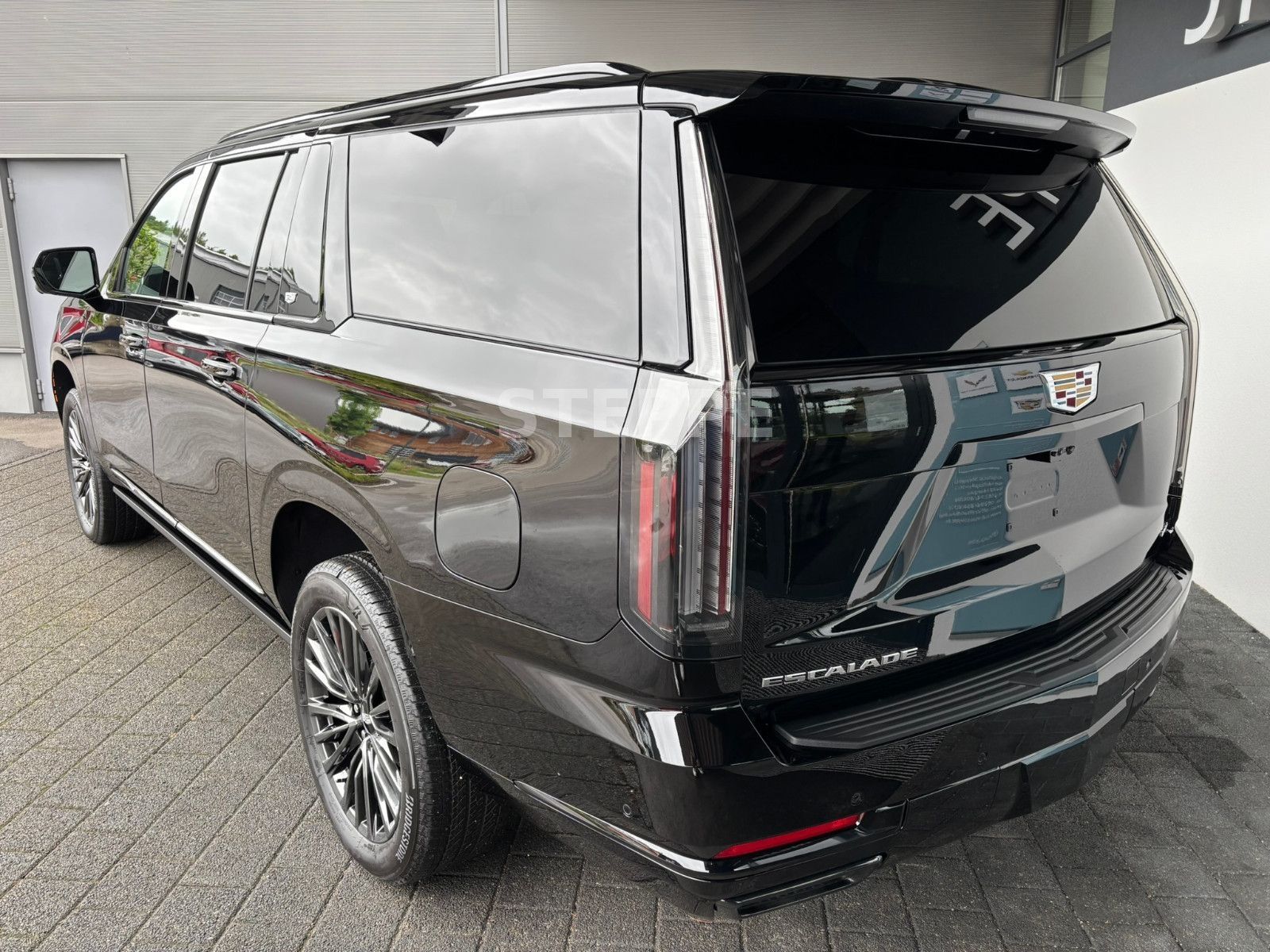 Cadillac Escalade FACELIFT MY25 6.2 V8 ESV Sport Platinum