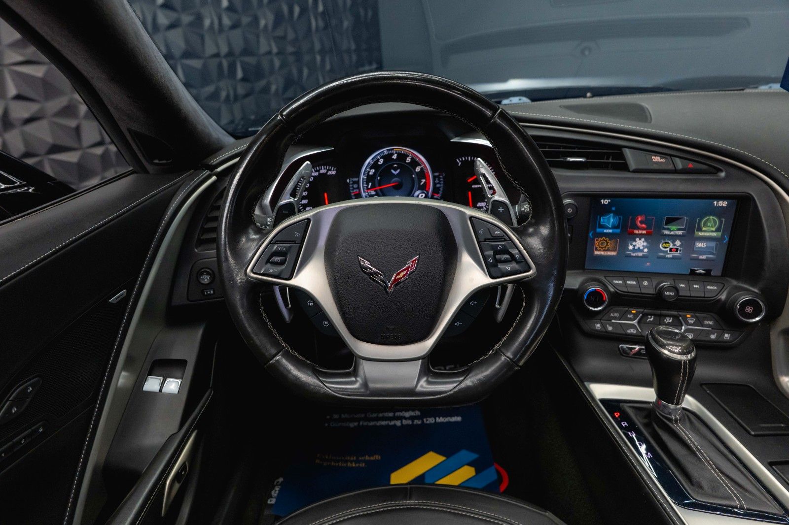 Fahrzeugabbildung Corvette C7 6.2 V8 Stingray 3LT Z06-Design Targa Perform.