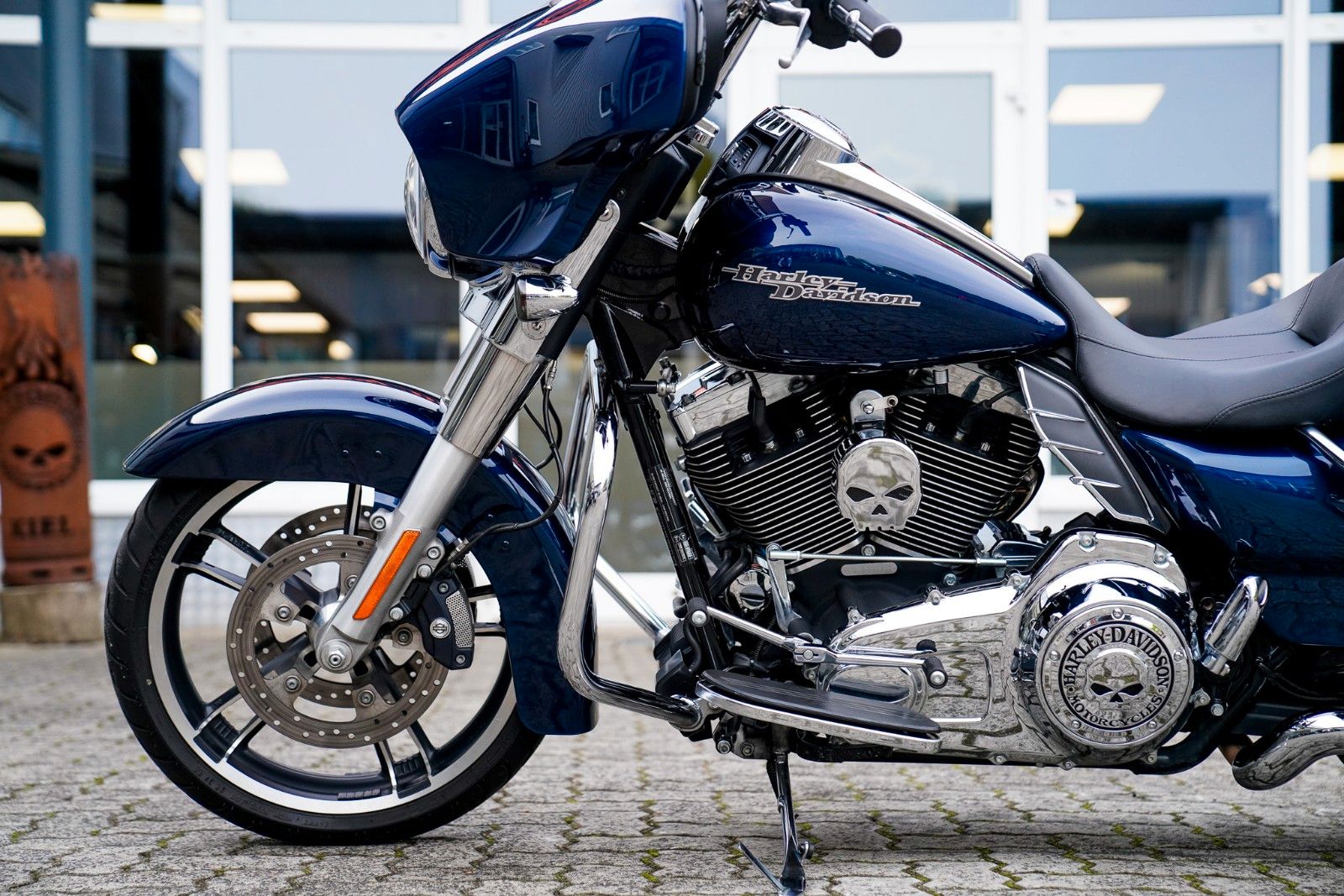 Fahrzeugabbildung Harley-Davidson FLHX Street Glide 103 cui - Jekill -