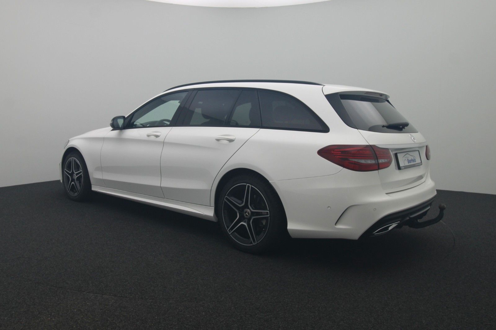 Fahrzeugabbildung Mercedes-Benz C 220d T-Modell 4Matic AMG-Line Night-Paket