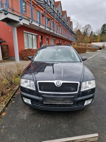 Skoda Octavia Kombi, Baujahr 2008, Benzine...