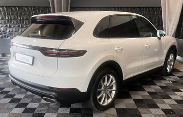 Porsche Cayenne - 8