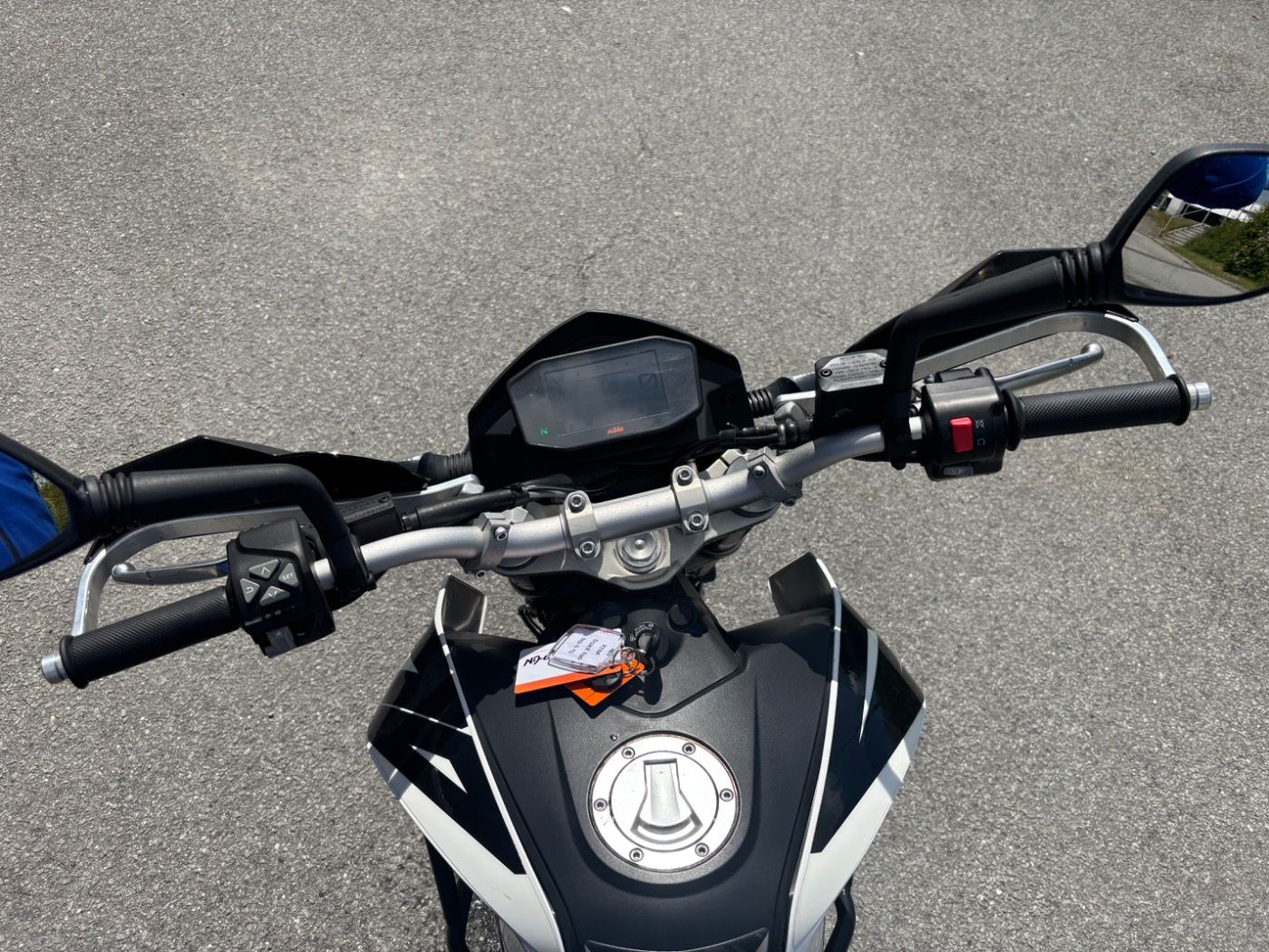 Fahrzeugabbildung KTM 690 Duke