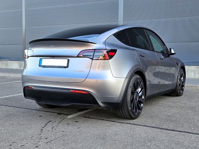 Tesla Model Y Performance Quicksilver