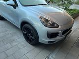 Porsche Cayenne Turbo S SPORT-DESIGN/PANORAMA DACH - Porsche Cayenne: Panorama Dach
