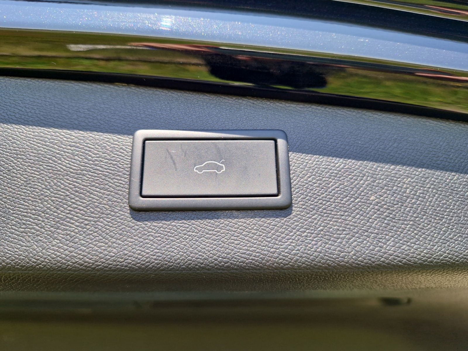 Fahrzeugabbildung CUPRA Leon Sportstourer 1.5 eTSI DSG ACC LED KAMERA