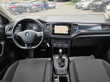 Volkswagen T-Roc - 12