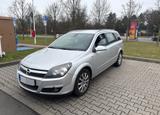 Opel Astra Caravan 1.6 Twinport - - Opel Astra aus 2004: 1.6