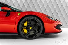 296 GTB RED/BLACK LIFT CARBON PASSENGER DISPLAY