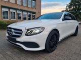 Mercedes-Benz E 220d T-Modell Avantgarde*AHK*STHZ*LED*CAM - Mercedes-Benz E 220 in Bielefeld