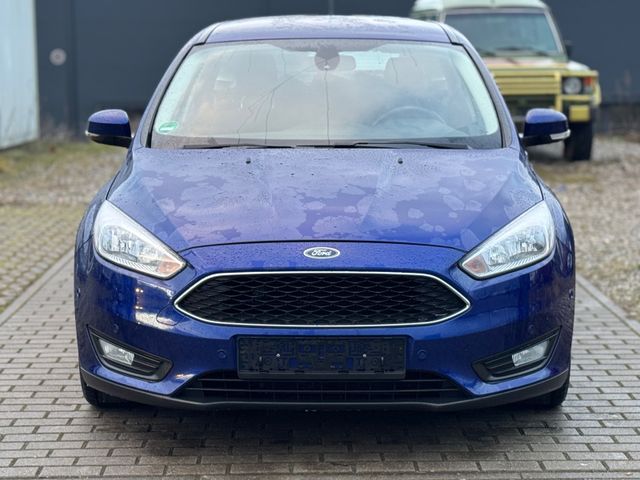 Ford Focus 1.5 TDCi Turnier Business Automatik Navi