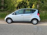 Mercedes-Benz A 160 BlueEFFICIENCY - - Mercedes-Benz A 160: Blueefficiency