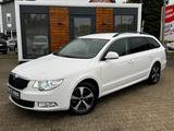 Skoda Superb Combi Ambition 2.0 TDI *XEN*NAVI*STHZ*AHK - gebrauchte Skoda Superb aus dem Jahr 2012