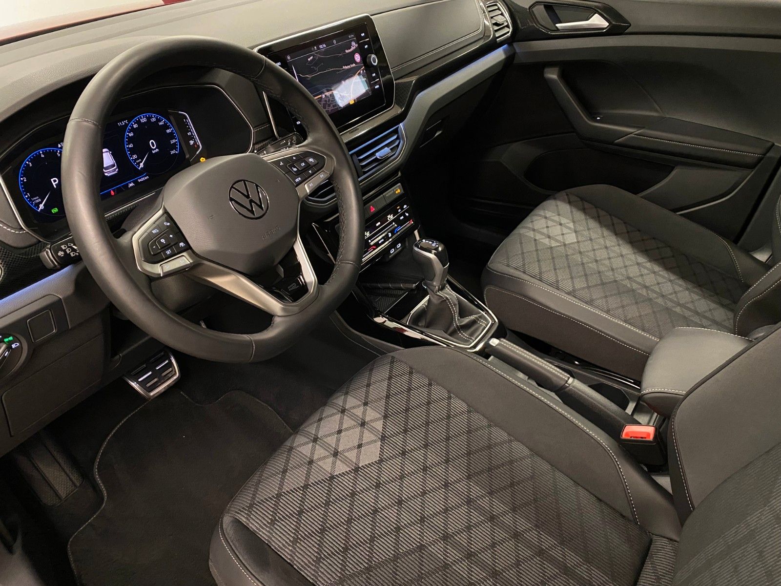Volkswagen T-Cross - Bild 8