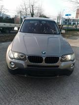 BMW X3 xDrive20d E83 2te Hand - BMW: E83