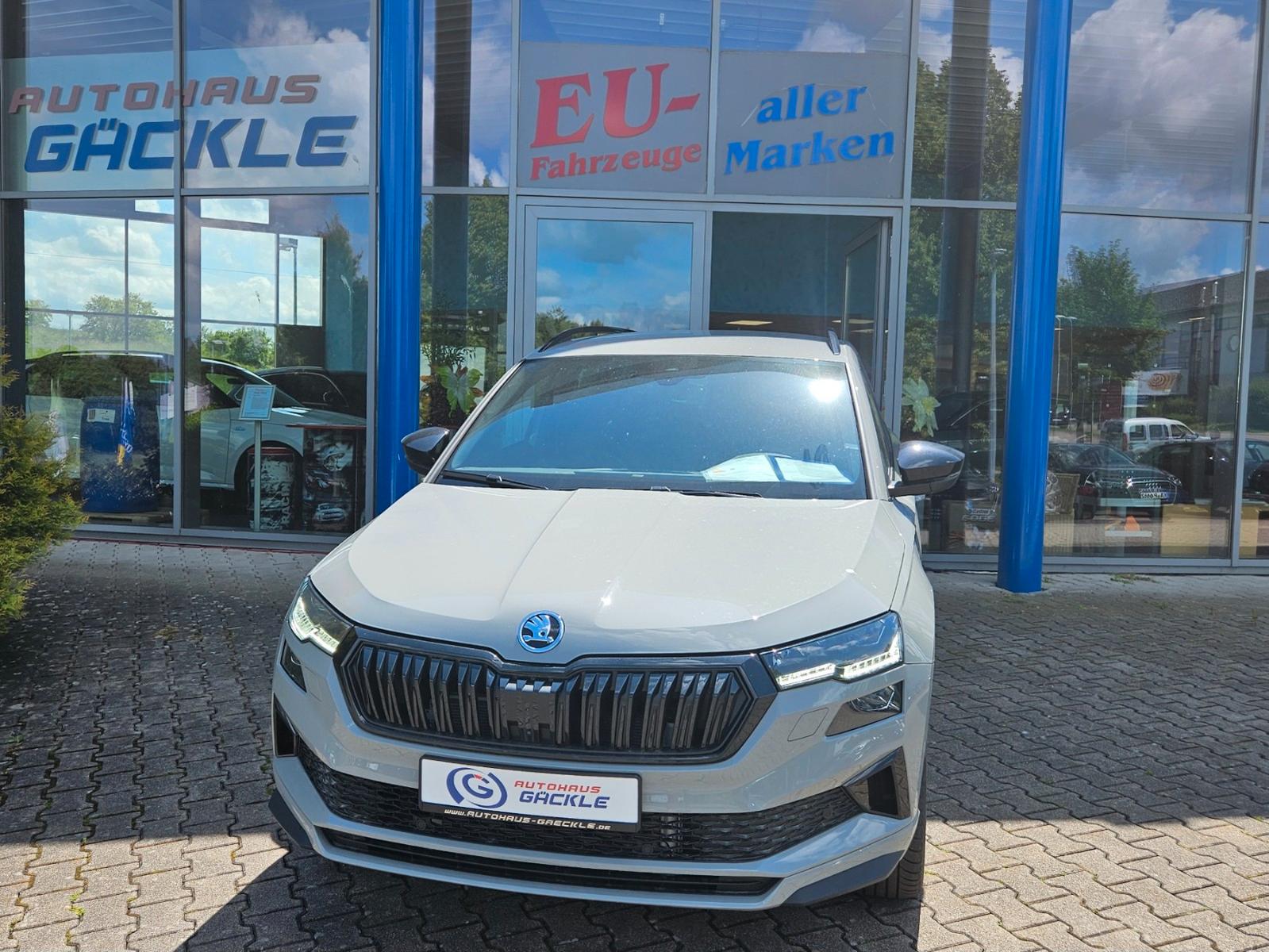Skoda Karoq 1.5l TSI DSG Sportline,Navi,ACC,AHK