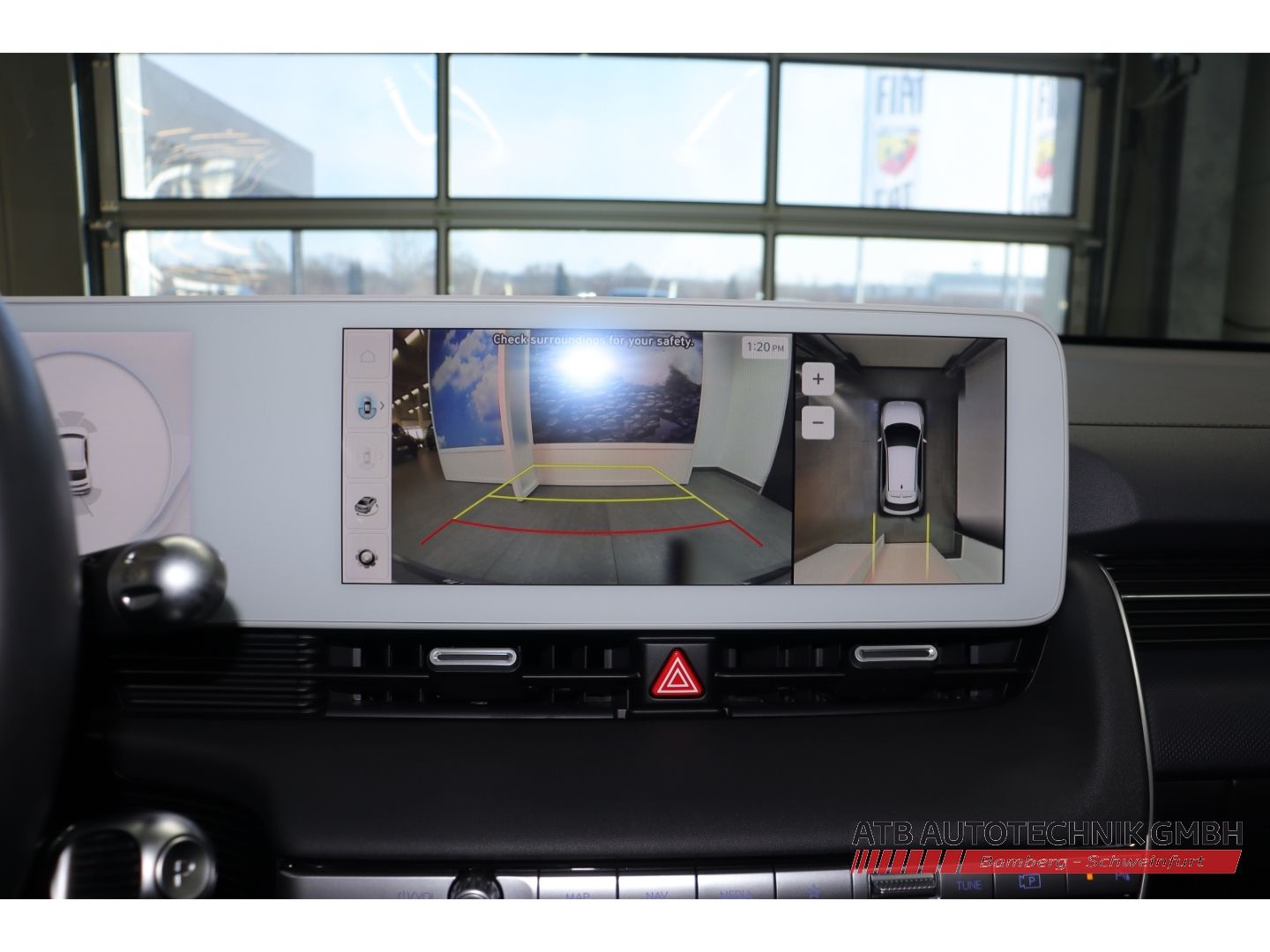 Fahrzeugabbildung Hyundai IONIQ 5 77,4 kWh UNIQ 98,8% SOH HUD Panorama Nav