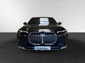 BMW 750 - 7