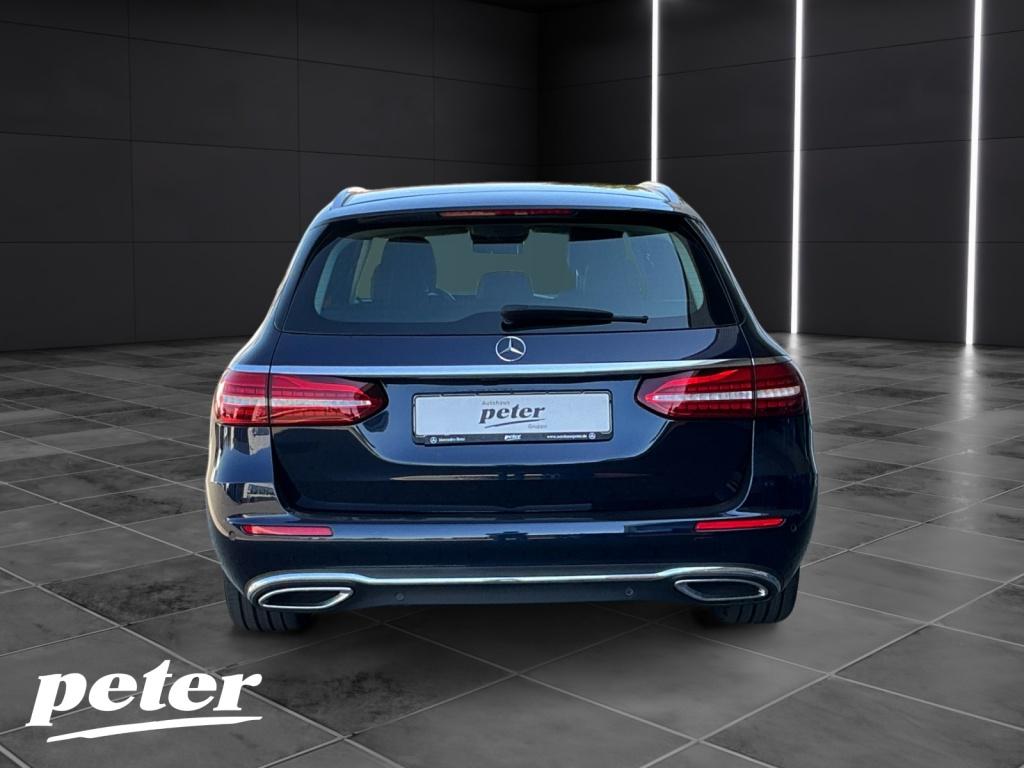 Mercedes-Benz E 220 d 4M T Avantgarde*Head-up*360°K*Distronic