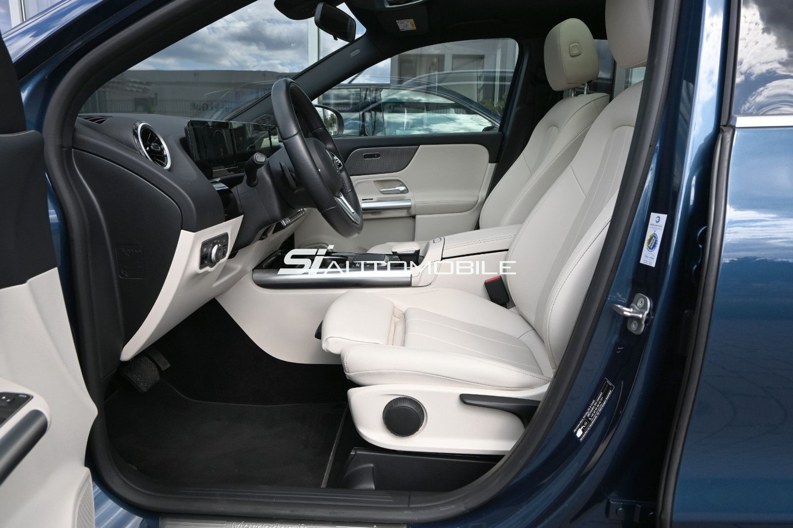 Fahrzeugabbildung Mercedes-Benz GLA 200 d 4MAT. Progressive °AHK°PANORAMA°