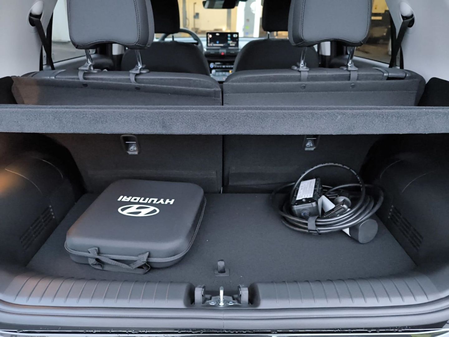 Fahrzeugabbildung Hyundai INSTER Elektro 42 kWh 97 PS Wärmepumpe Rückfahrk