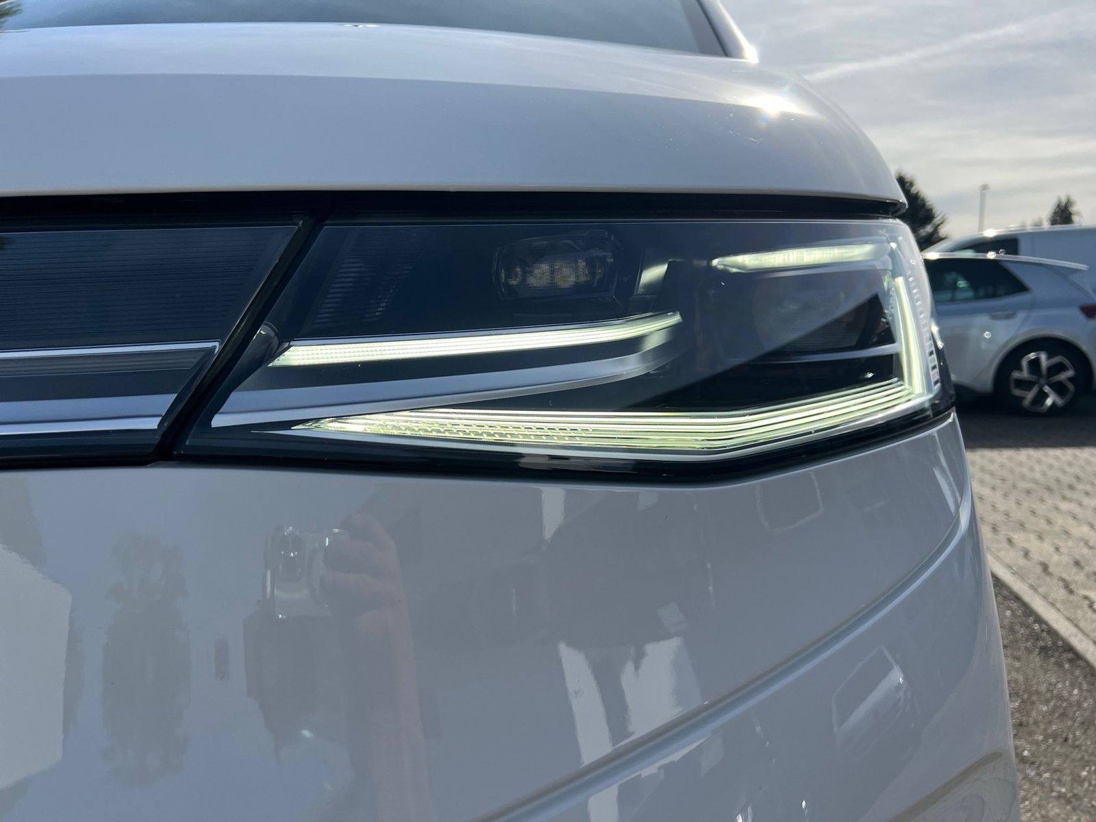 Volkswagen T7 Multivan Style AHK PDC NAVI ACC KEYLESS foto 5